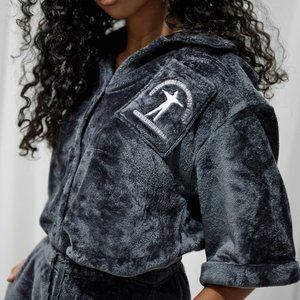 Sisters & Seekers Inky Night Shirt